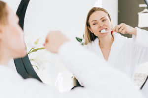 próchnica zębów przyczyny i powstawanie Dentysta